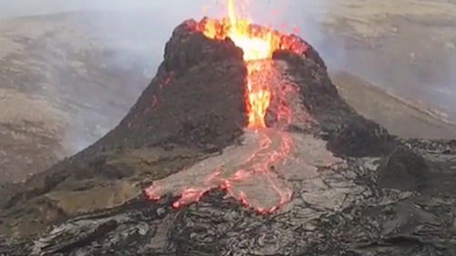 硫黄山火山喷发